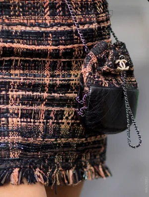 Chanel Tweed Handtasche