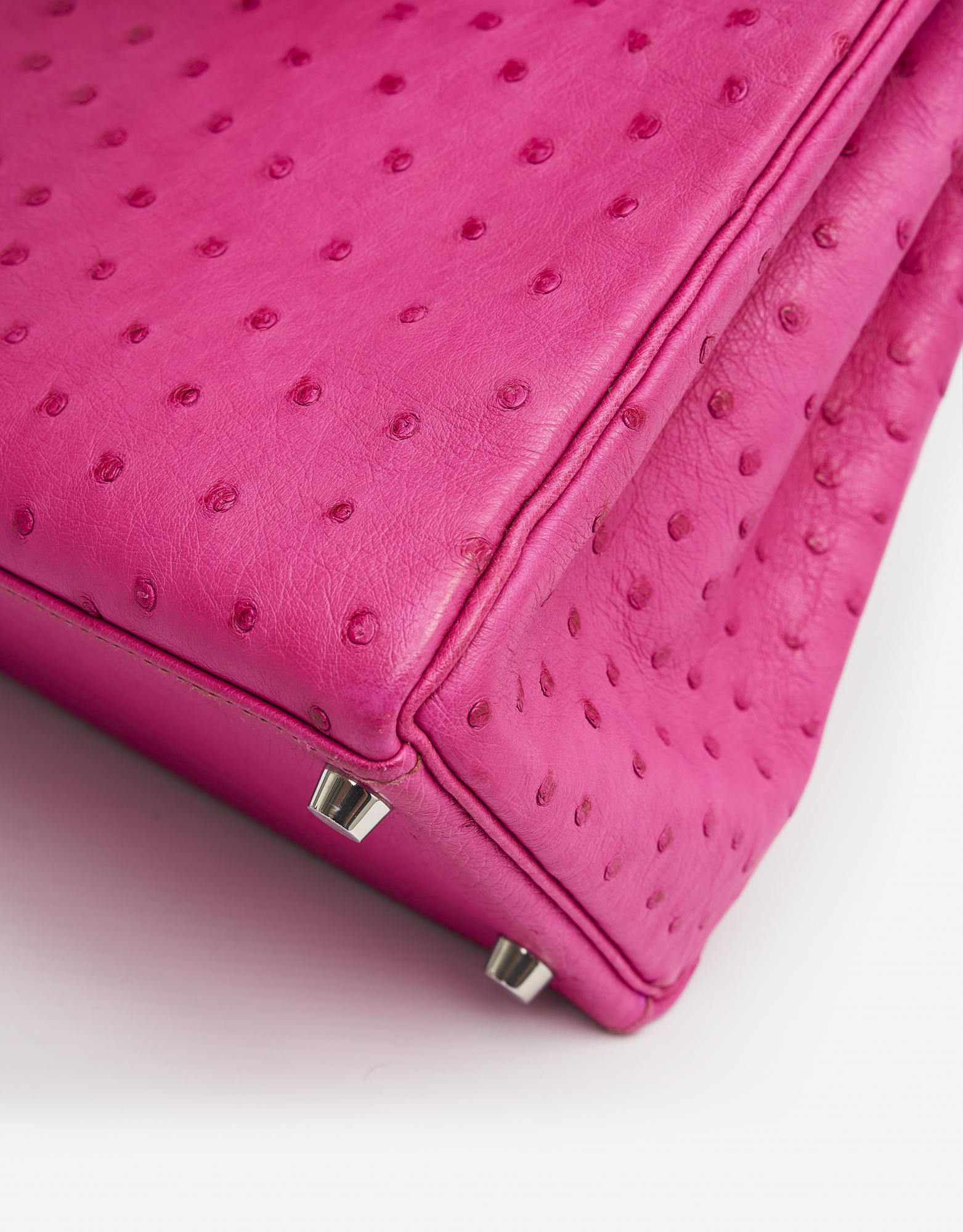 Hermès Kelly Pochette Clutch Fuchsia Ostrich PHW from 100% authentic  materials!