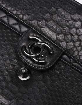 Chanel Classique Jumbo Python So Black Saclàb CC