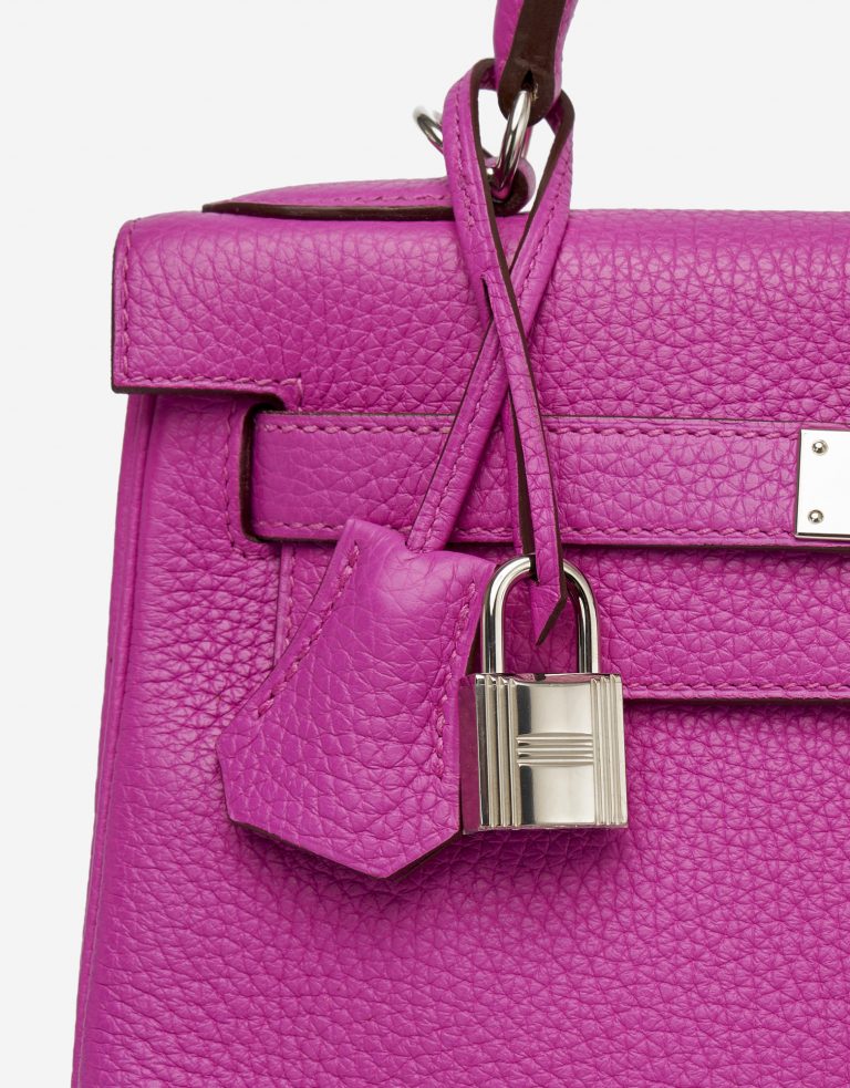 Hermès Kelly 28 Togo Magnolia consignation sacs à main de créateurs saclab