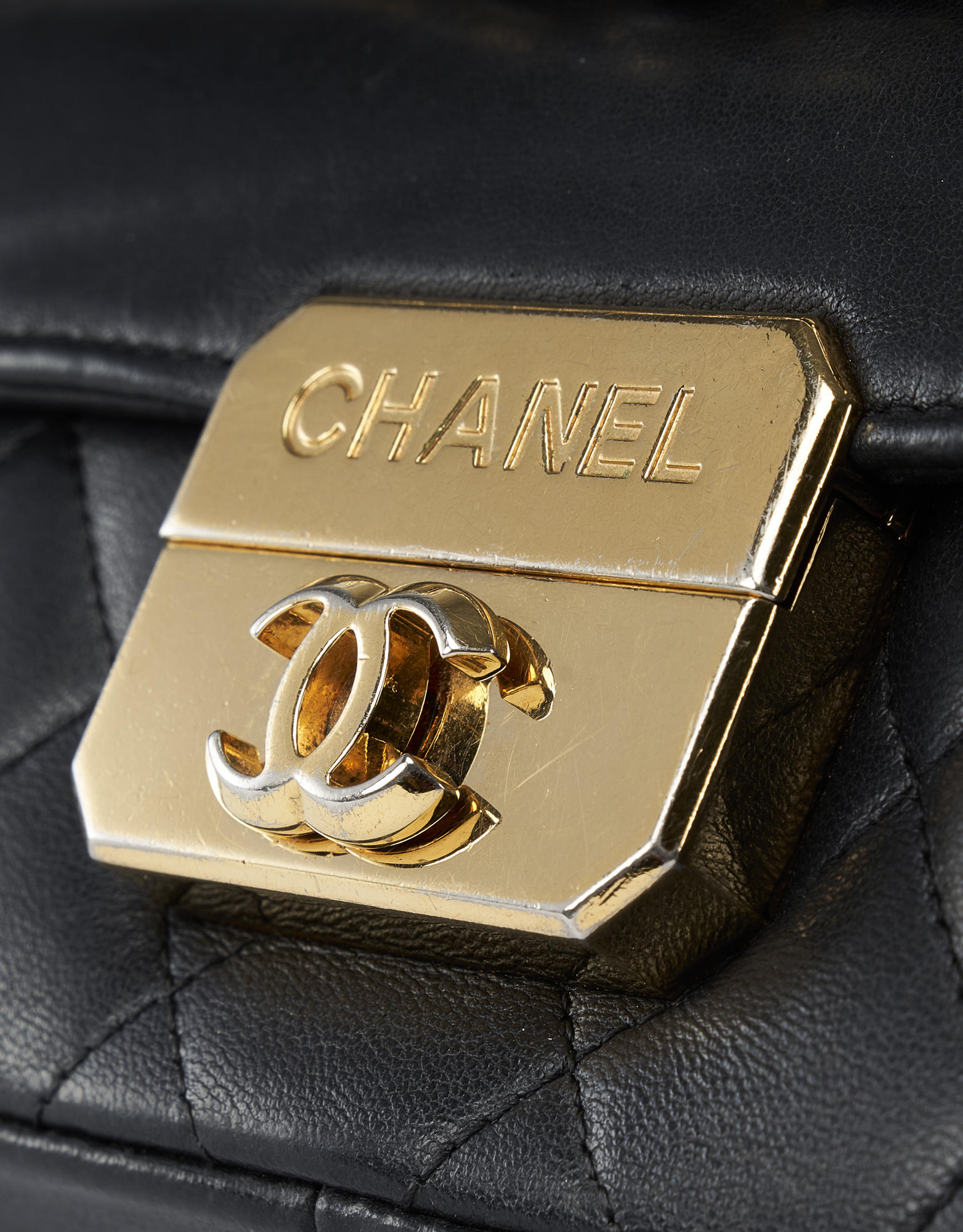 Chanel_Chic_With_Me_Large_Calf_Leather_Black