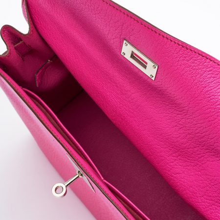 Hermès Kelly 32 Chevre Mysore Rose Shocking | SACLÀB