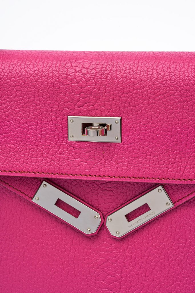 Hermès Kelly 32 Chevre Mysore Rose Shocking | SACLÀB