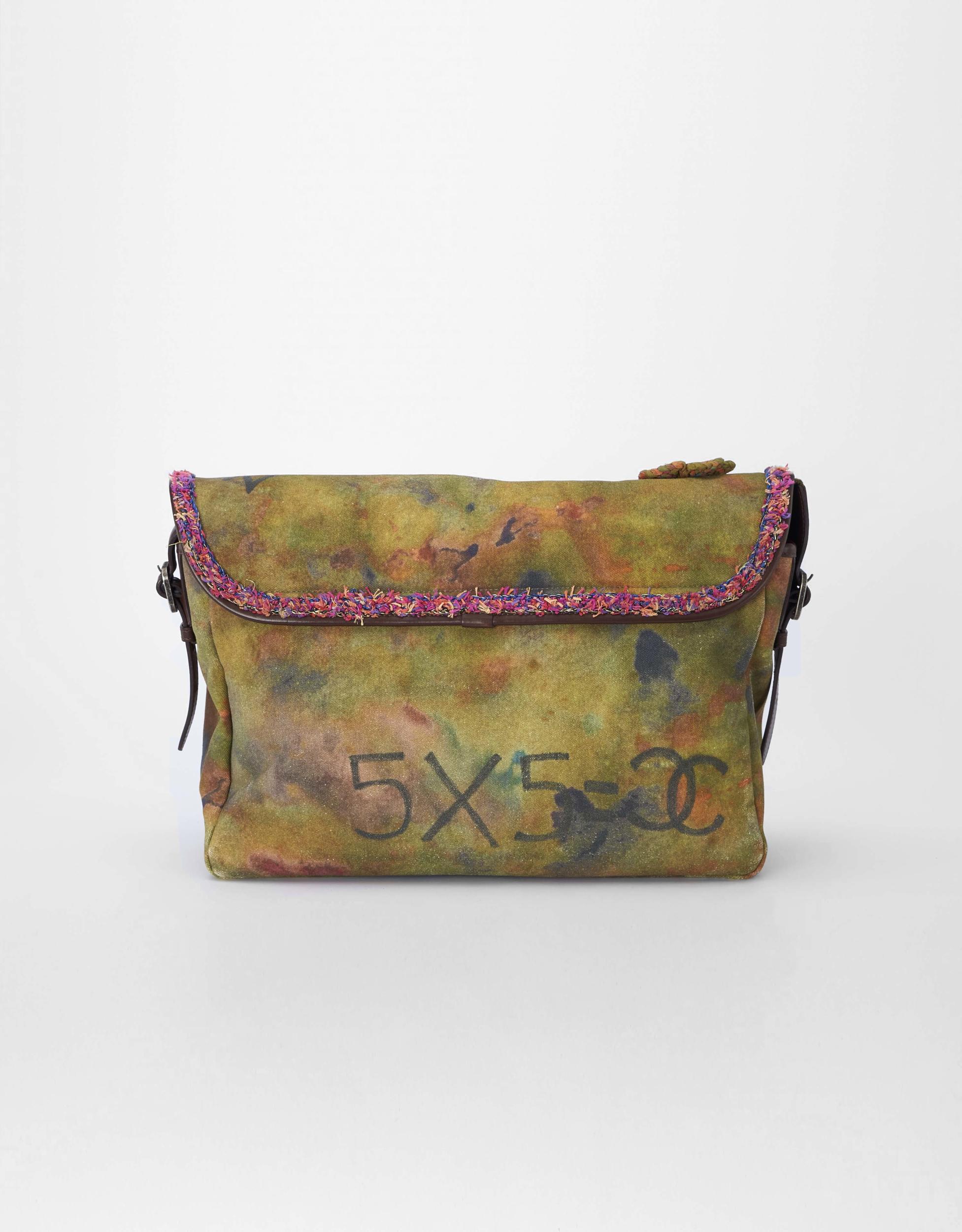 Chanel Graffiti Messenger Bag Saclàb