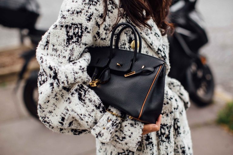 Micro to Maxi: Which Bag Size is Right For You?