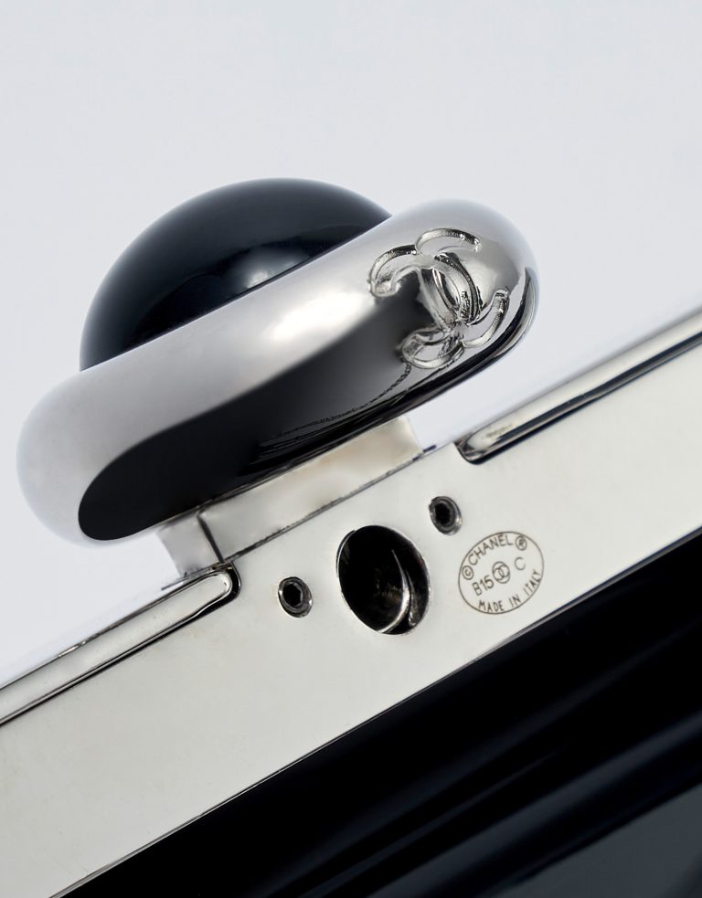Pre-owned Chanel bag Première Minaudière Uni Metal Plexiglass Black Silver Black | Sell your designer bag on Saclab.com