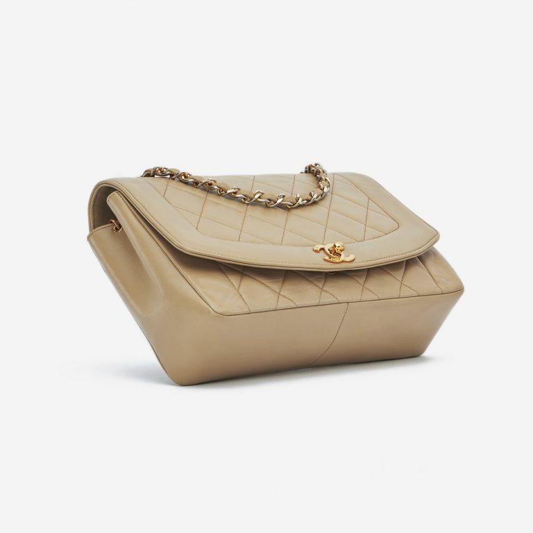 Chanel Diana mittelgroße Tasche Lammleder Beige 