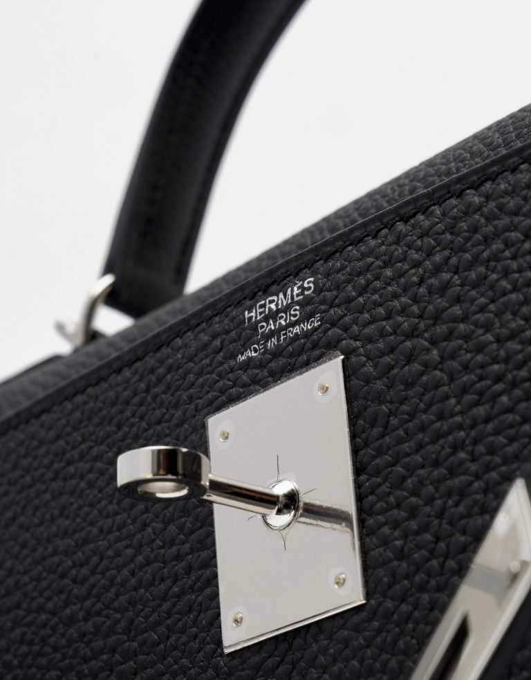 Pre-owned Hermès bag Kelly 32 Togo Matte Black Black | Sell your designer bag on Saclab.com