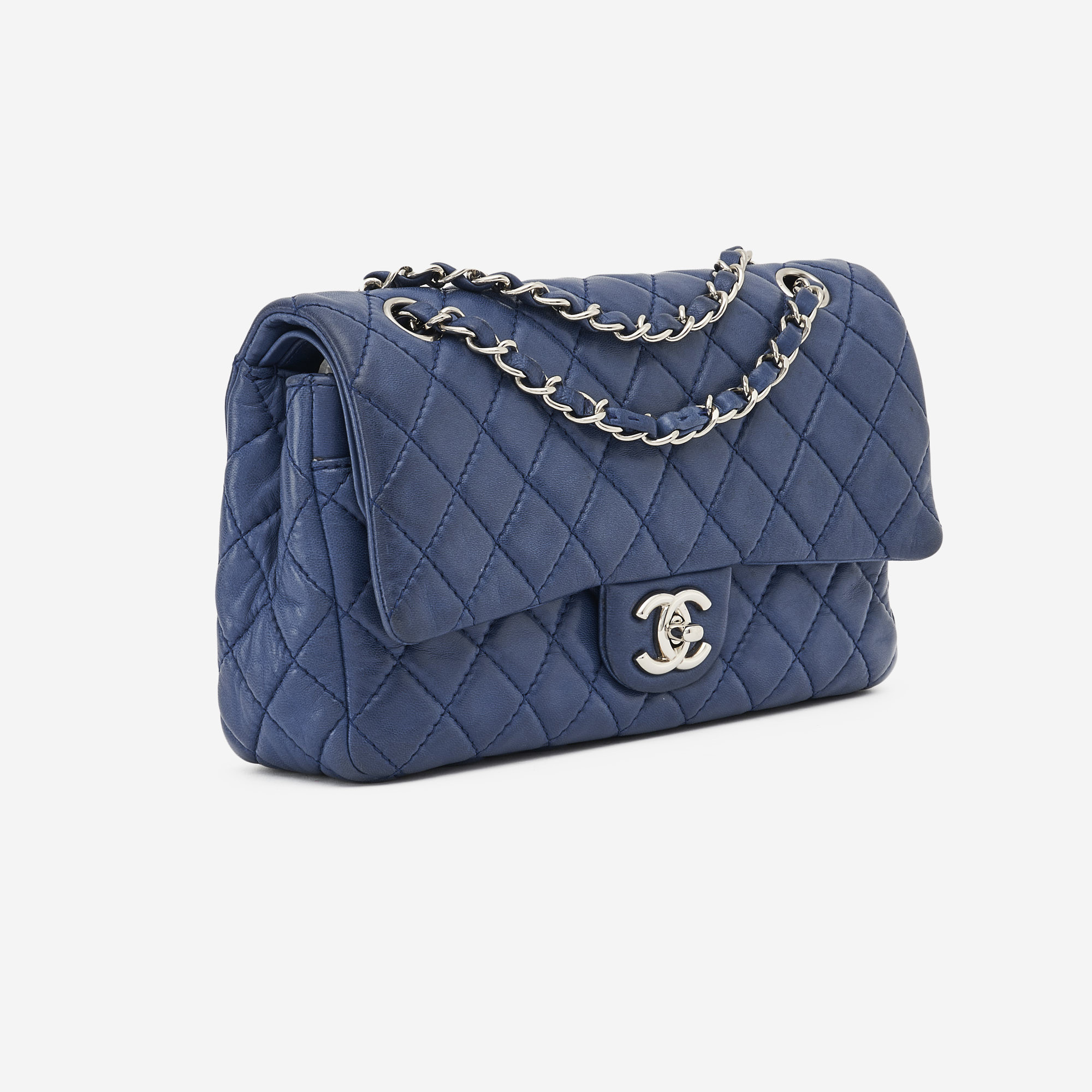 Chanel Timeless Medium Lamb Blue | SACLÀB