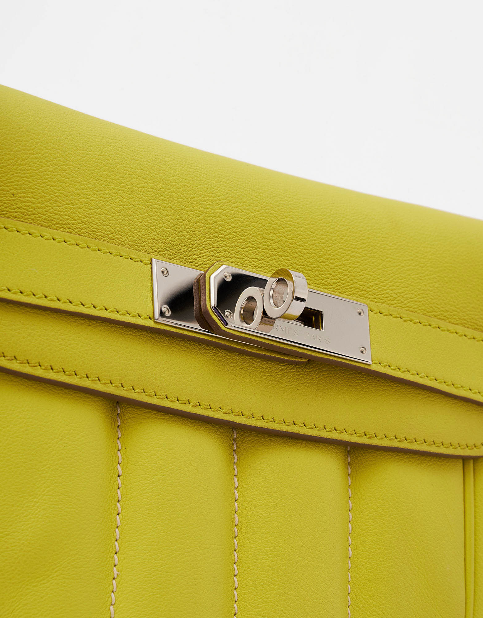 Hermes Yellow Swift Leather Berline 21 Shoulder Bag