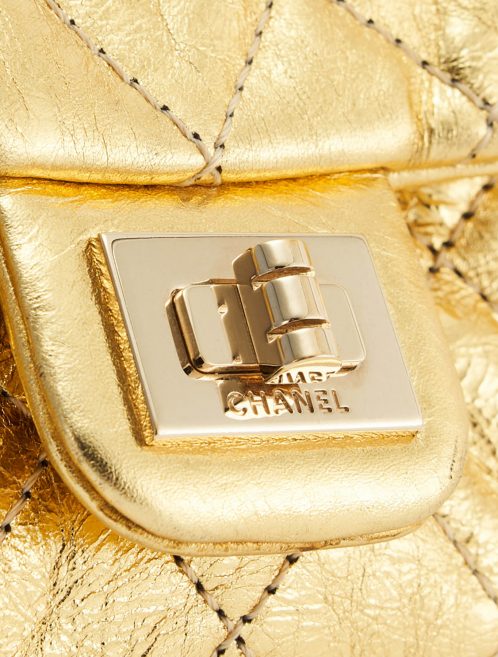 Chanel 2.55 Mini-Tasche Lammleder Gold  SACLÀB