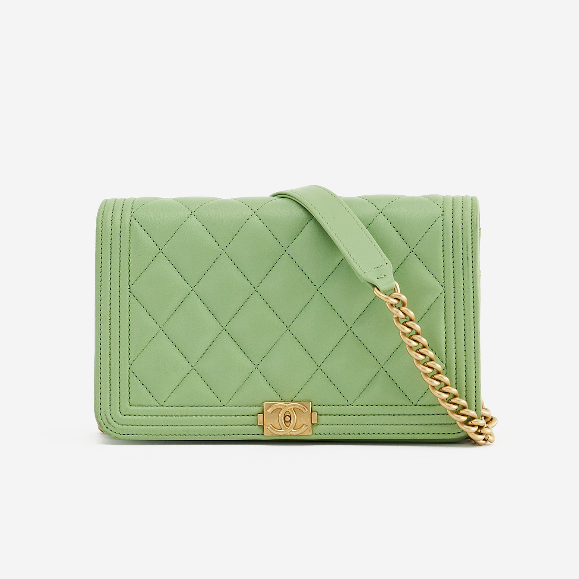 green chanel wallet on chain caviar