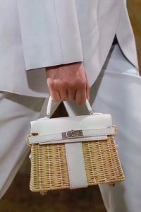 OSIER-PICNIC-KELLY-VOGUE-RUNWAY