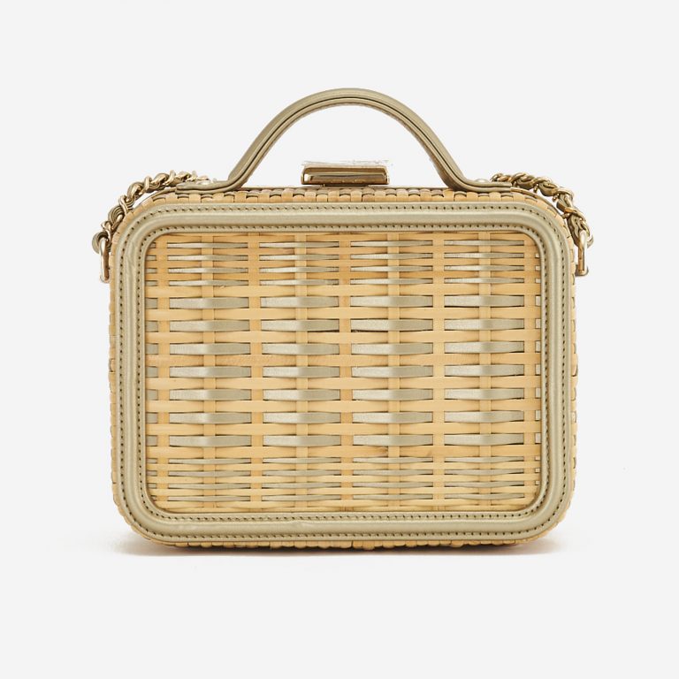 A pre-loved small Chanel Vanity Case in Beige Straw and Gold Leather on SACLÀB