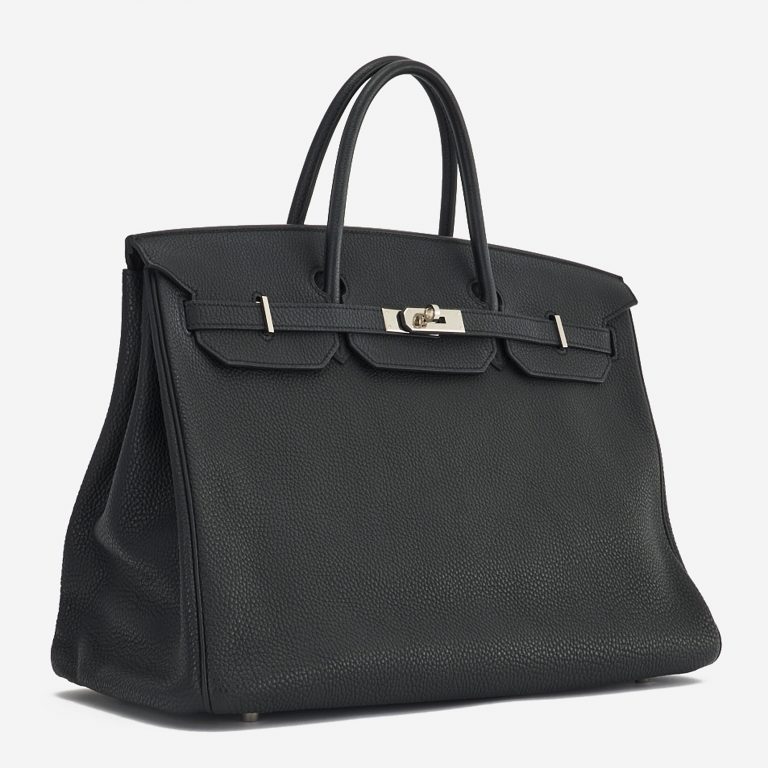 Un Birkin 40 Hermès d'occasion en cuir noir Clémence sur SACLÀB