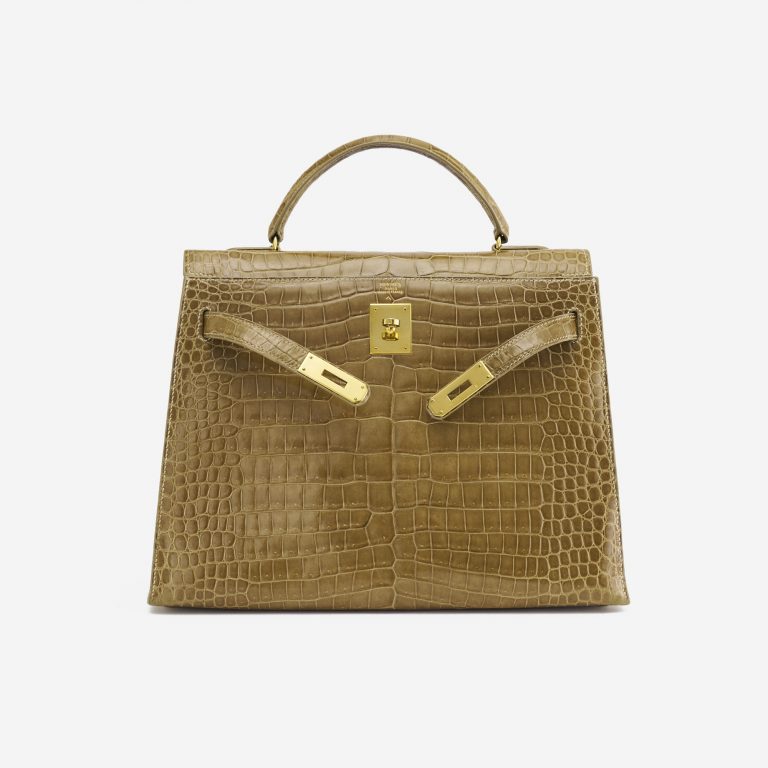 A pre-loved Hermès Kelly 32 Porosus Crocodile Lisse Ficelle on SACLÀB