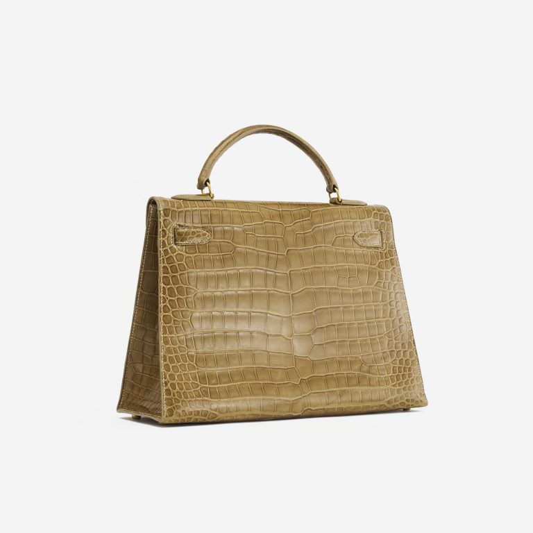 A pre-loved Hermès Kelly 32 Porosus Crocodile Lisse Ficelle on SACLÀB