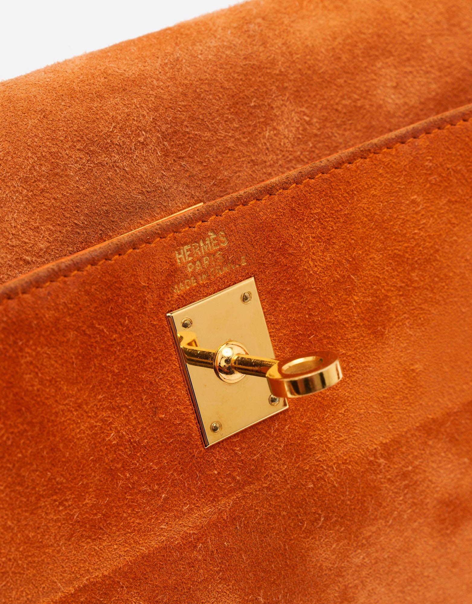 Kelly 25 handbag Hermès Orange in Suede - 31766195