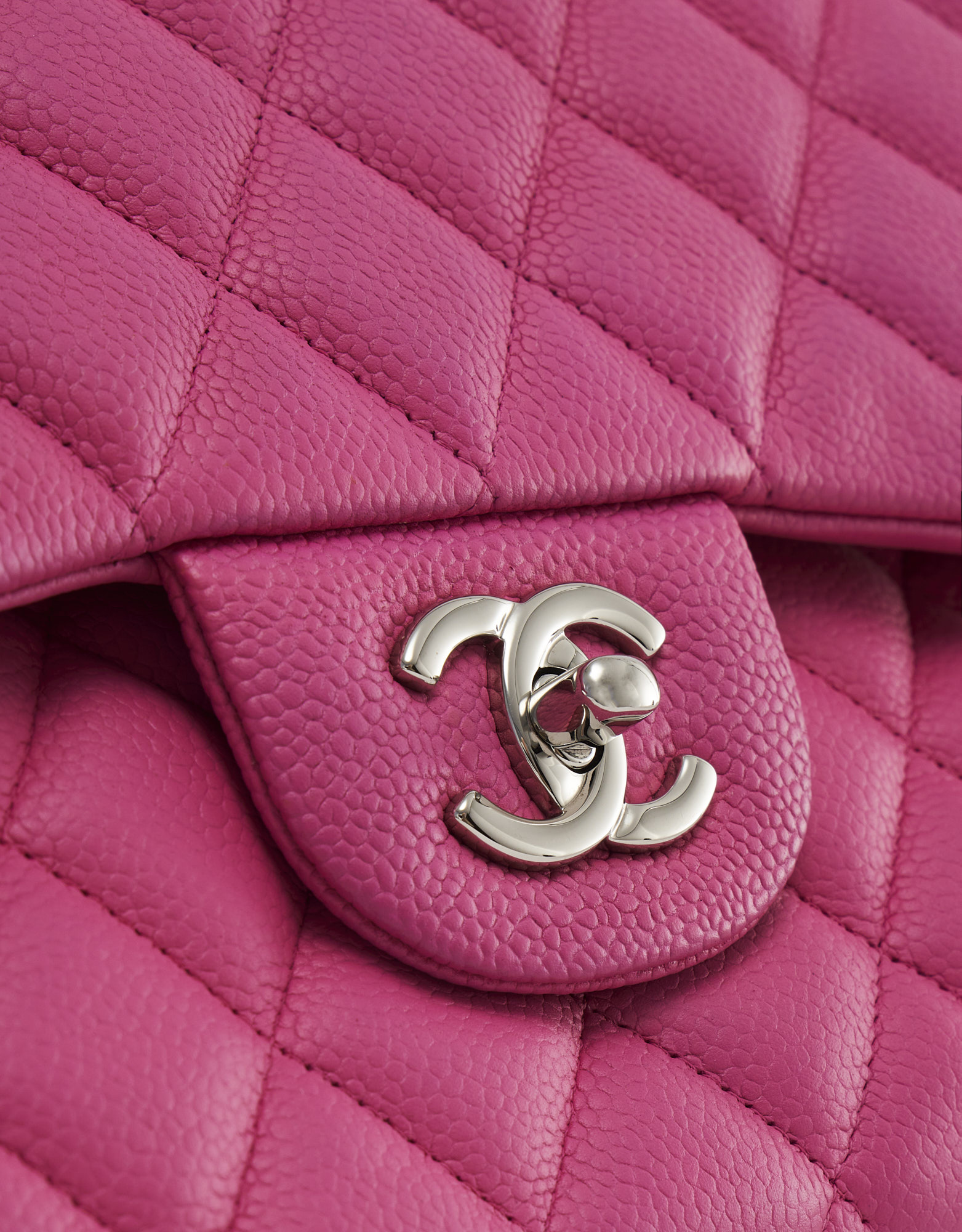 Chanel Timeless Jumbo-Tasche Caviar-Leder Pink
