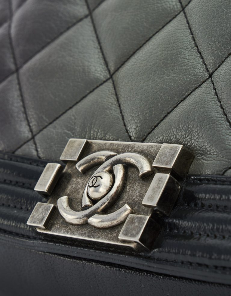 Chanel Boy Medium Black / Grey