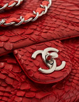 Chanel Classique Python Taille Moyenne Rouge