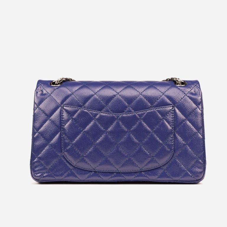 Chanel 2.55 mittelgroße Tasche Caviar-Lackleder Blau