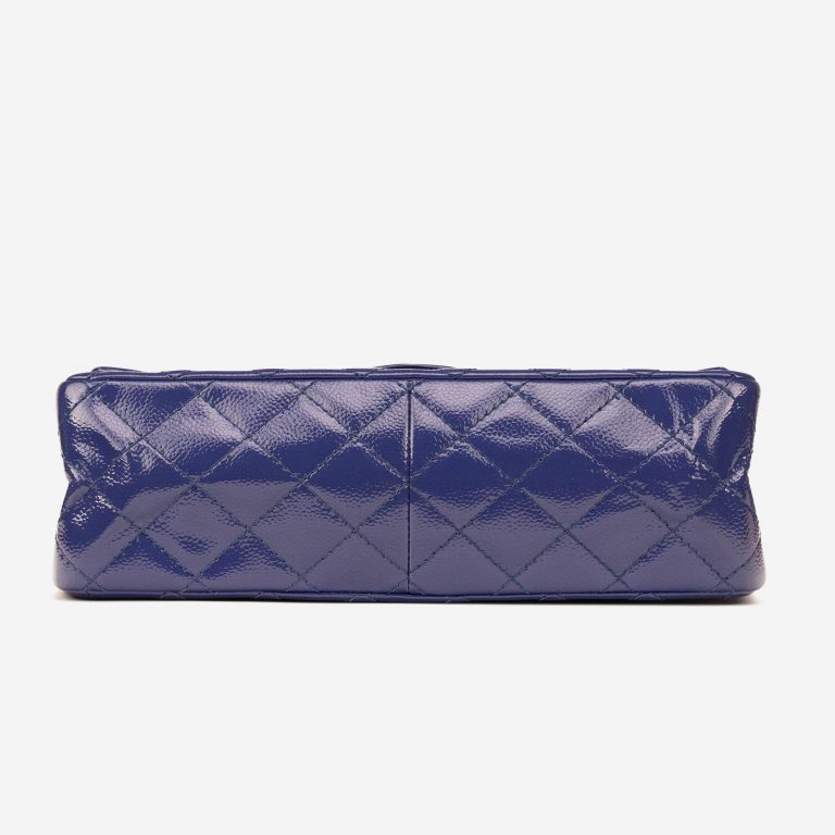 Chanel 2.55 mittelgroße Tasche Caviar-Lackleder Blau