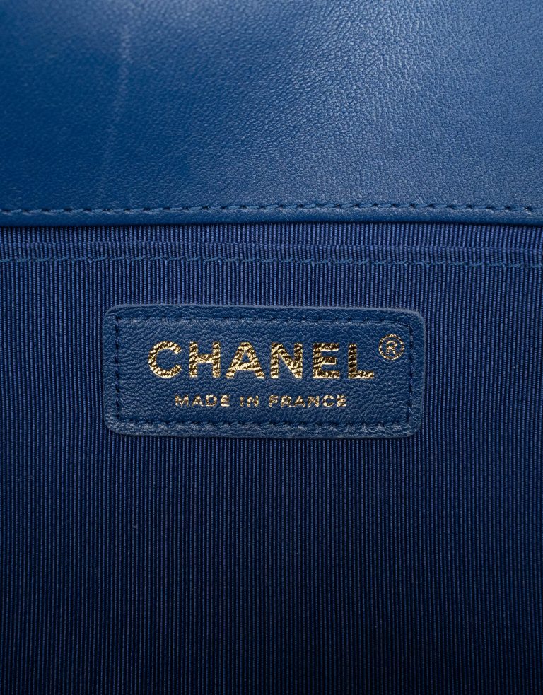 Sac Chanel d'occasion Boy Medium Lamb Blue Blue | Vendez votre sac de créateur sur Saclab.com