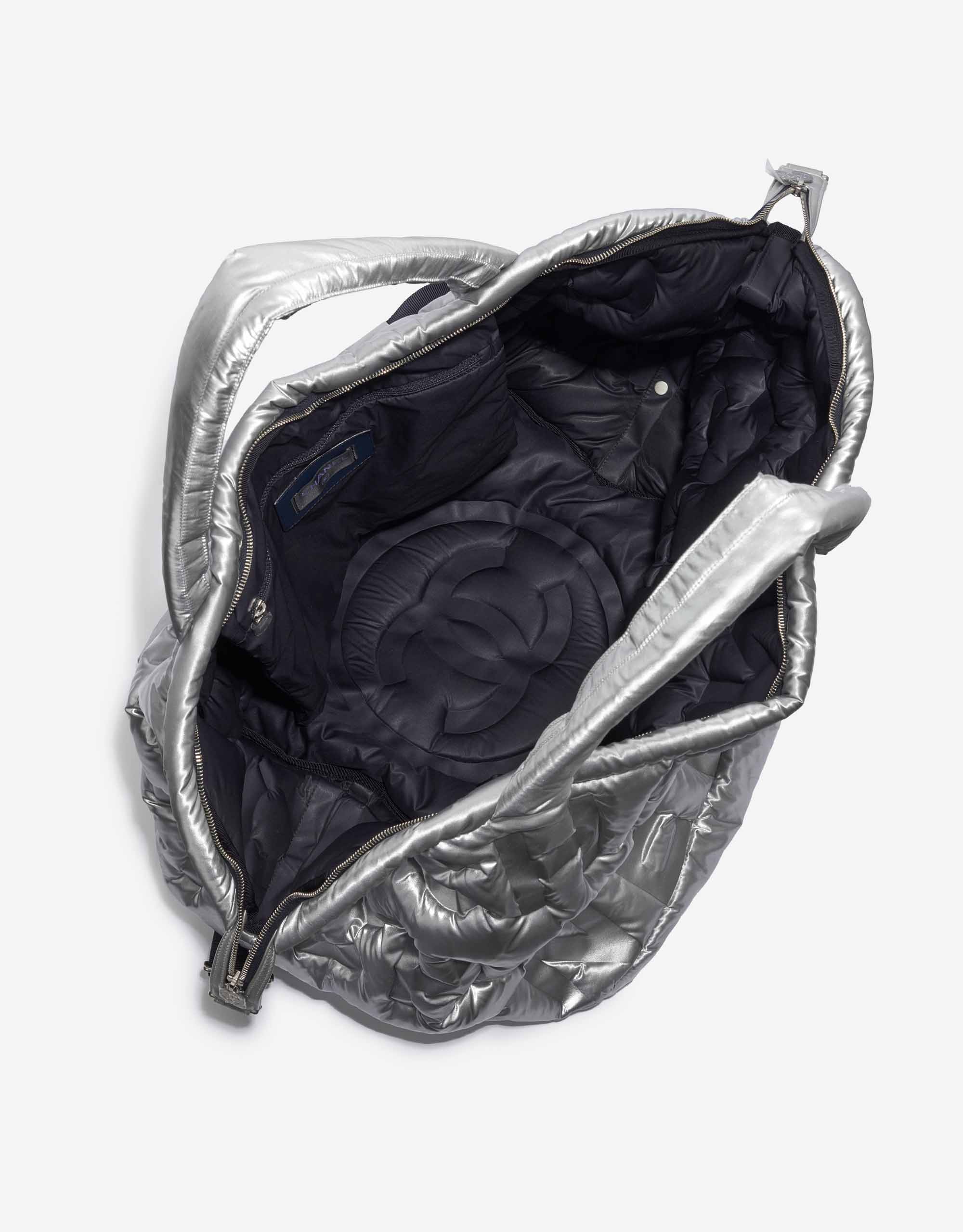 Gebrauchte Chanel Tasche Shopper XXL Nylon Silber Silber | Verkaufen Sie Ihre Designer-Tasche auf Saclab.com