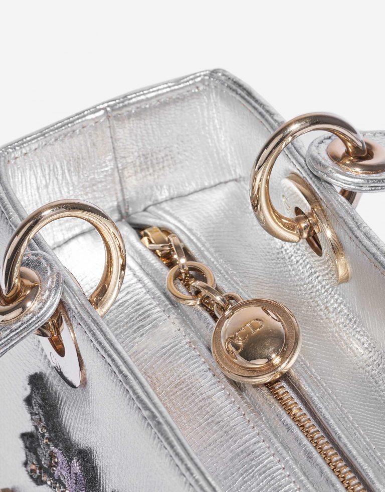 Dior Lady mittelgroße Tasche Kalbsleder Silber