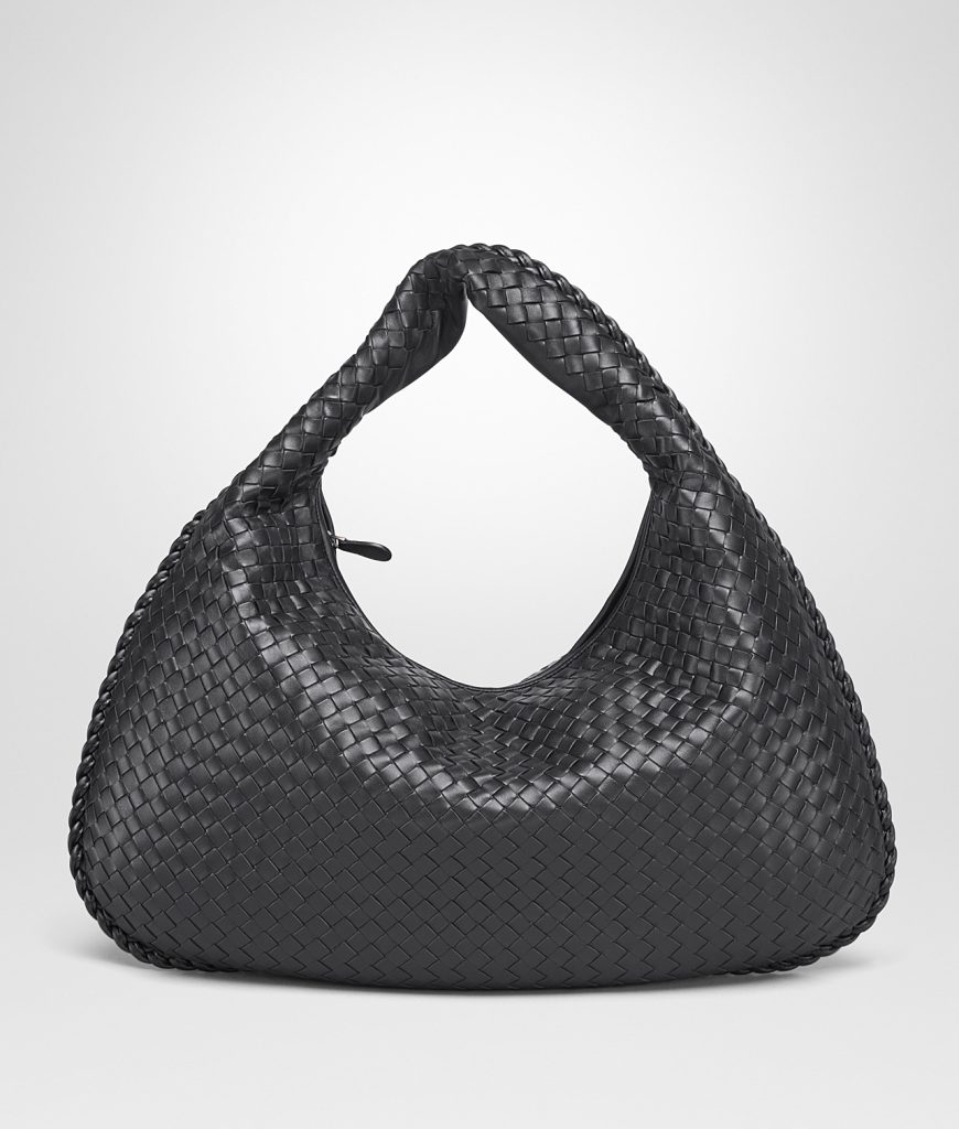 Bottega Veneta Veneta Medium Hobo Bag in Natural