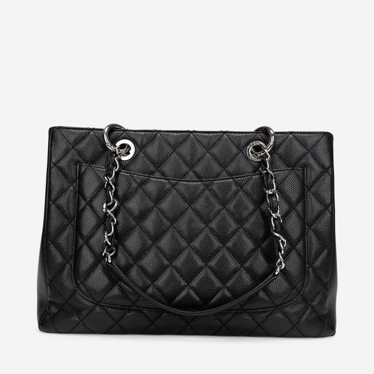 Pre-owned Chanel bag GST Medium Caviar Black Black | Sell your designer bag on Saclab.com