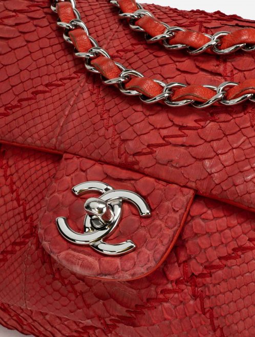 Chanel Classique Python Taille Moyenne Rouge