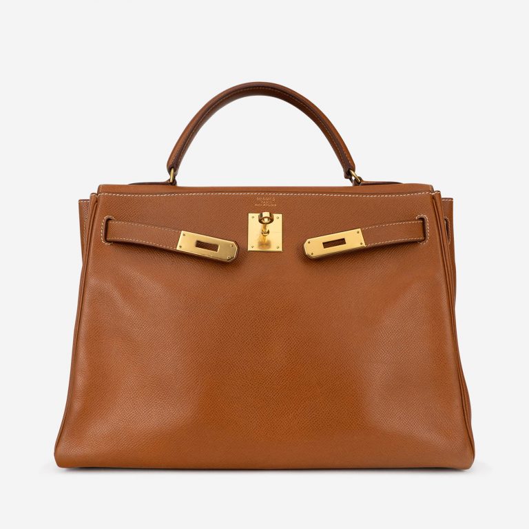 Pre-owned Hermès bag Kelly 32 Courchevel Gold Gold | Sell your designer bag on Saclab.com