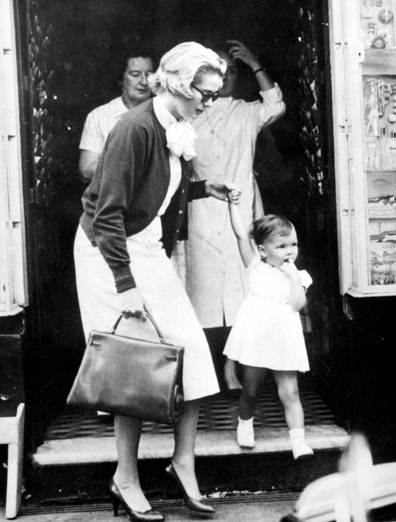 The history of the kelly bag, a Hermès staple