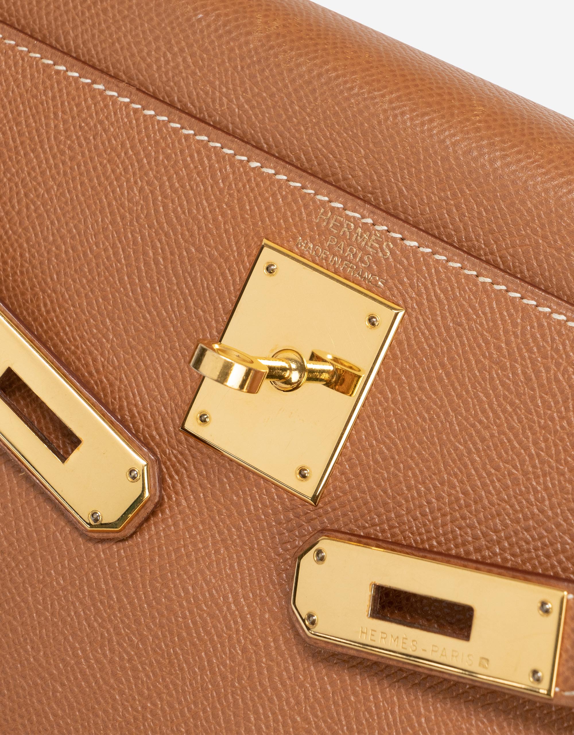 Hermès Kelly Belt Bag Courchevel Gold