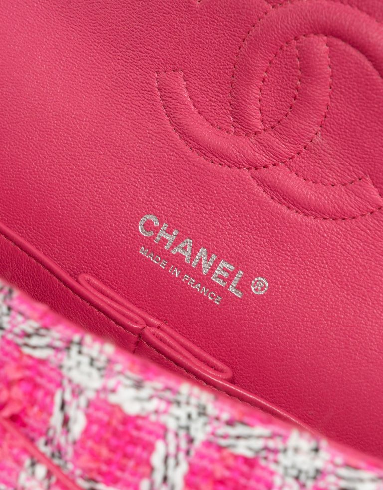 Pre-owned Chanel bag Timeless Medium Tweed Pink / White Pink, White | Sell your designer bag on Saclab.com