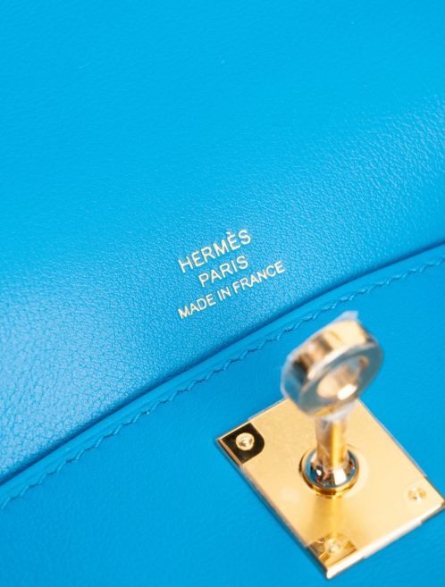 Pre-owned Hermès bag Kelly Pochette Swift Blue Frida Blue | Sell your designer bag on Saclab.com