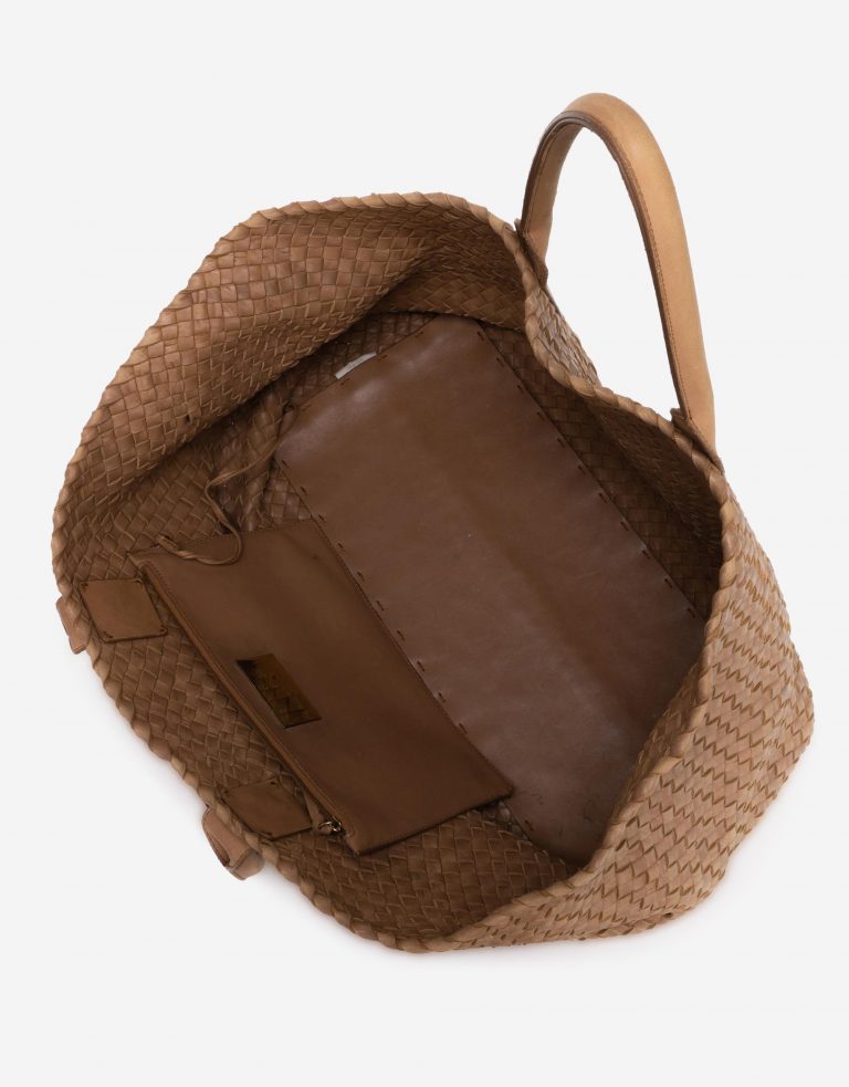 Pre-owned Bottega Veneta bag Cabat Large Intrecciato Camel Brown | Sell your designer bag on Saclab.com