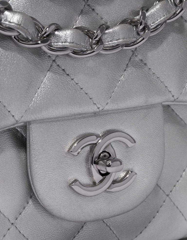 Chanel Timeless Jumbo-Tasche Lammleder Silber