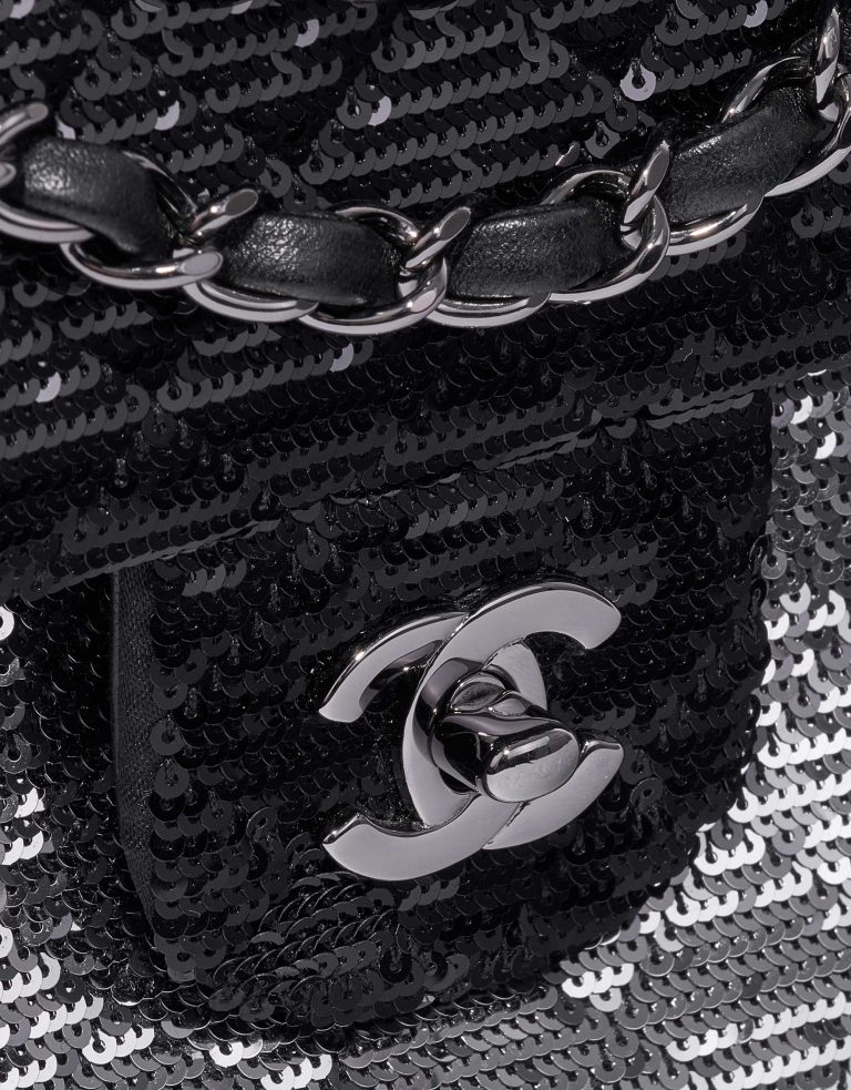 Chanel Timeless Medium Paillette Black / Silver