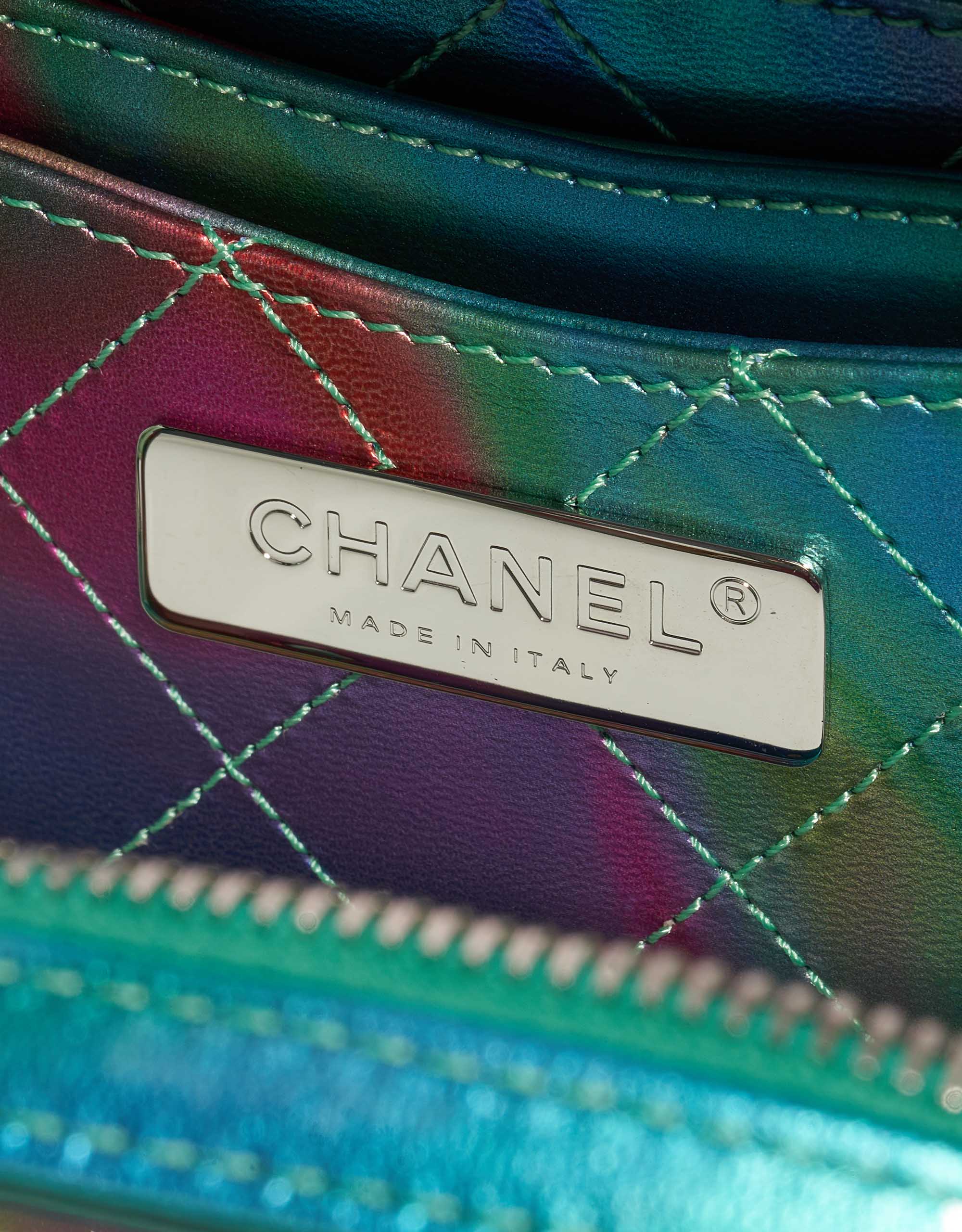 Chanel Vanity Case kleine Tasche Rainbow Lackleder Grün / Transparent