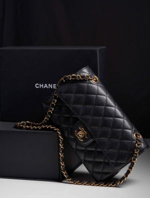 Chanel Classique Caviar Black | Achat et vente de sacs Chanel d'occasion