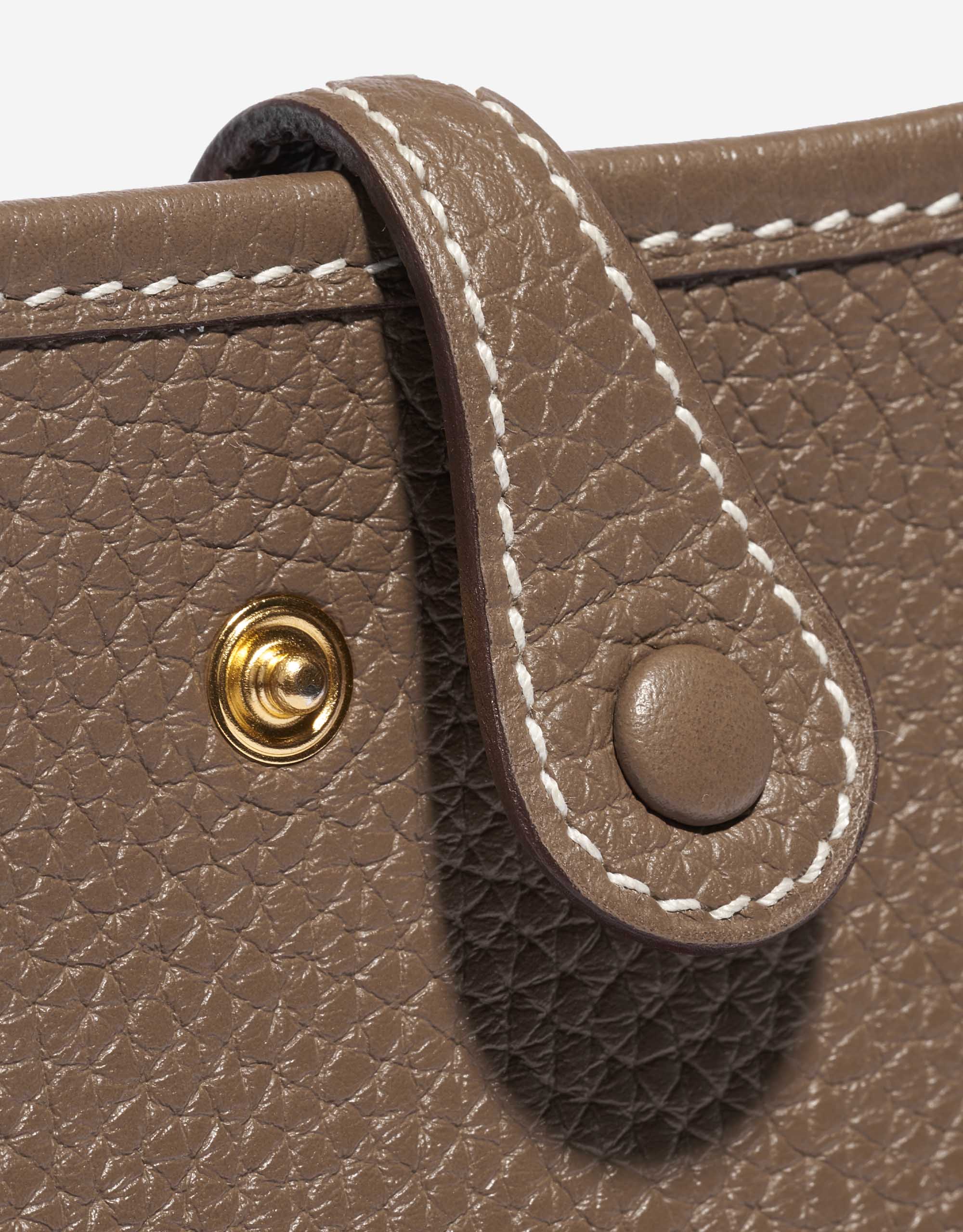 Pre-owned Hermès bag Evelyne 16 Clemence Etoupe Beige, Brown Closing System | Sell your designer bag on Saclab.com