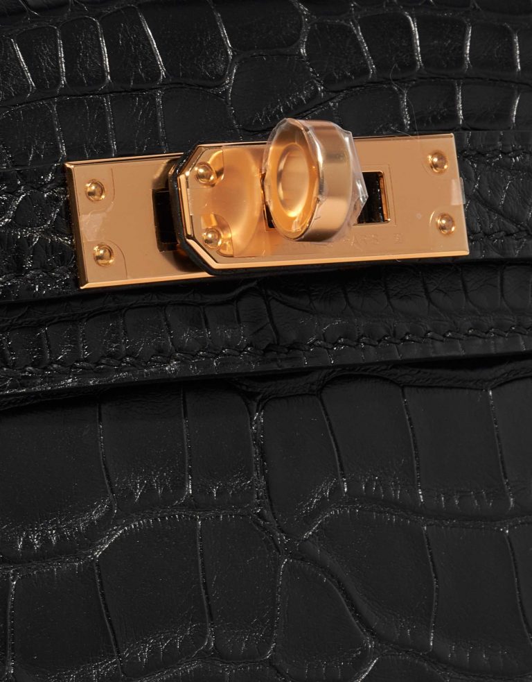 Gebrauchte Hermès Tasche Kelly Mini Matte Alligator Schwarz Schwarz Verschluss-System | Verkaufen Sie Ihre Designer-Tasche auf Saclab.com