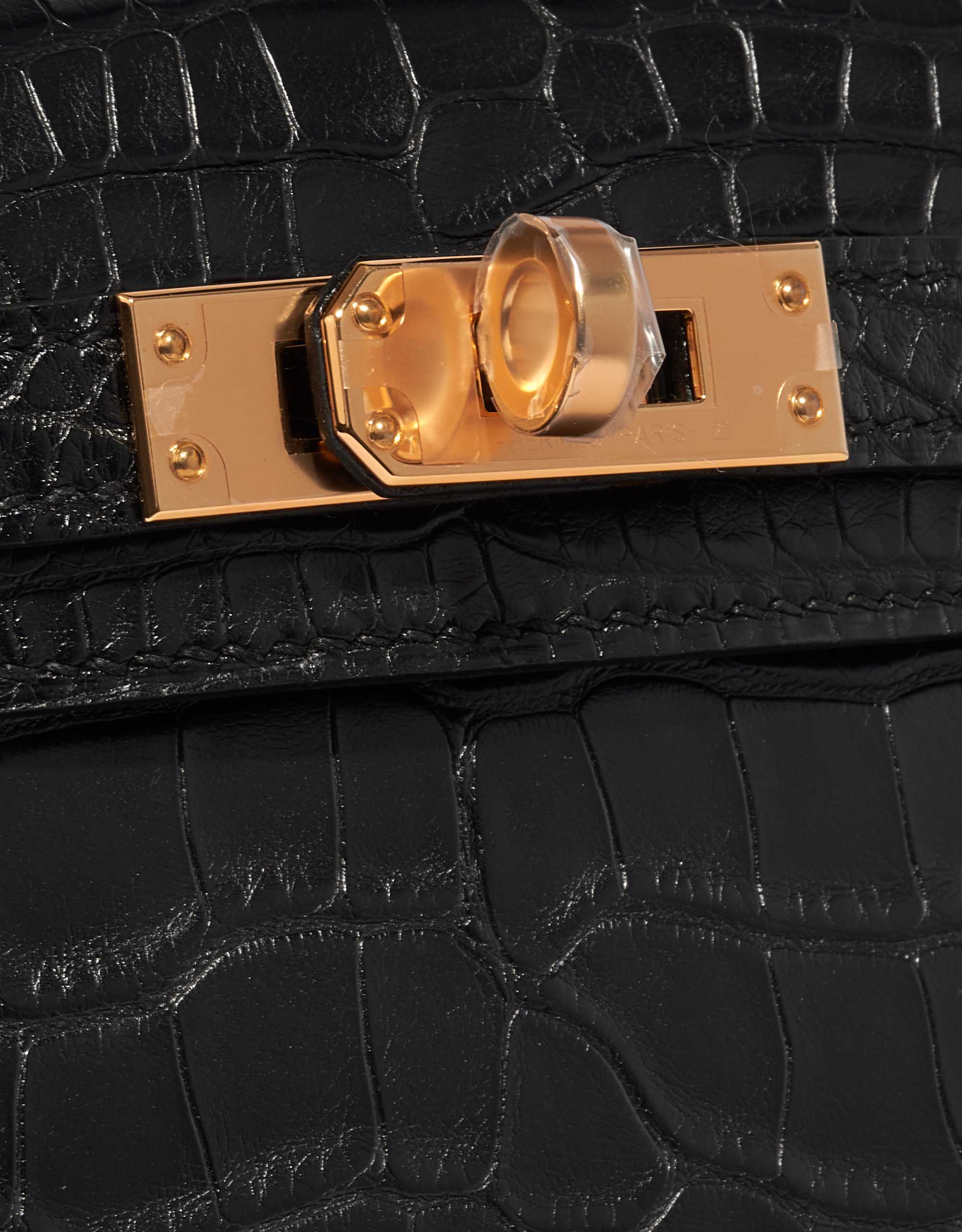 Gebrauchte Hermès Tasche Kelly Mini Matte Alligator Schwarz Schwarz Verschluss-System | Verkaufen Sie Ihre Designer-Tasche auf Saclab.com