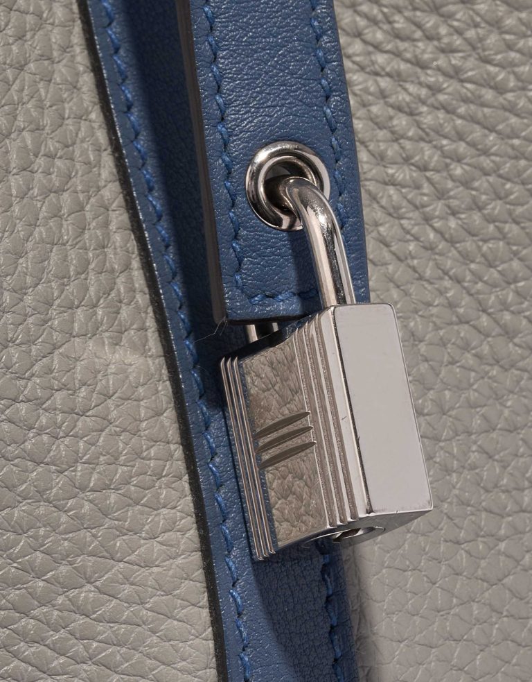 Gebrauchte Hermès Tasche Picotin 18 Clemence / Swift Gris Mouette / Blau Achat Blau Schließsystem | Verkaufen Sie Ihre Designer-Tasche auf Saclab.com