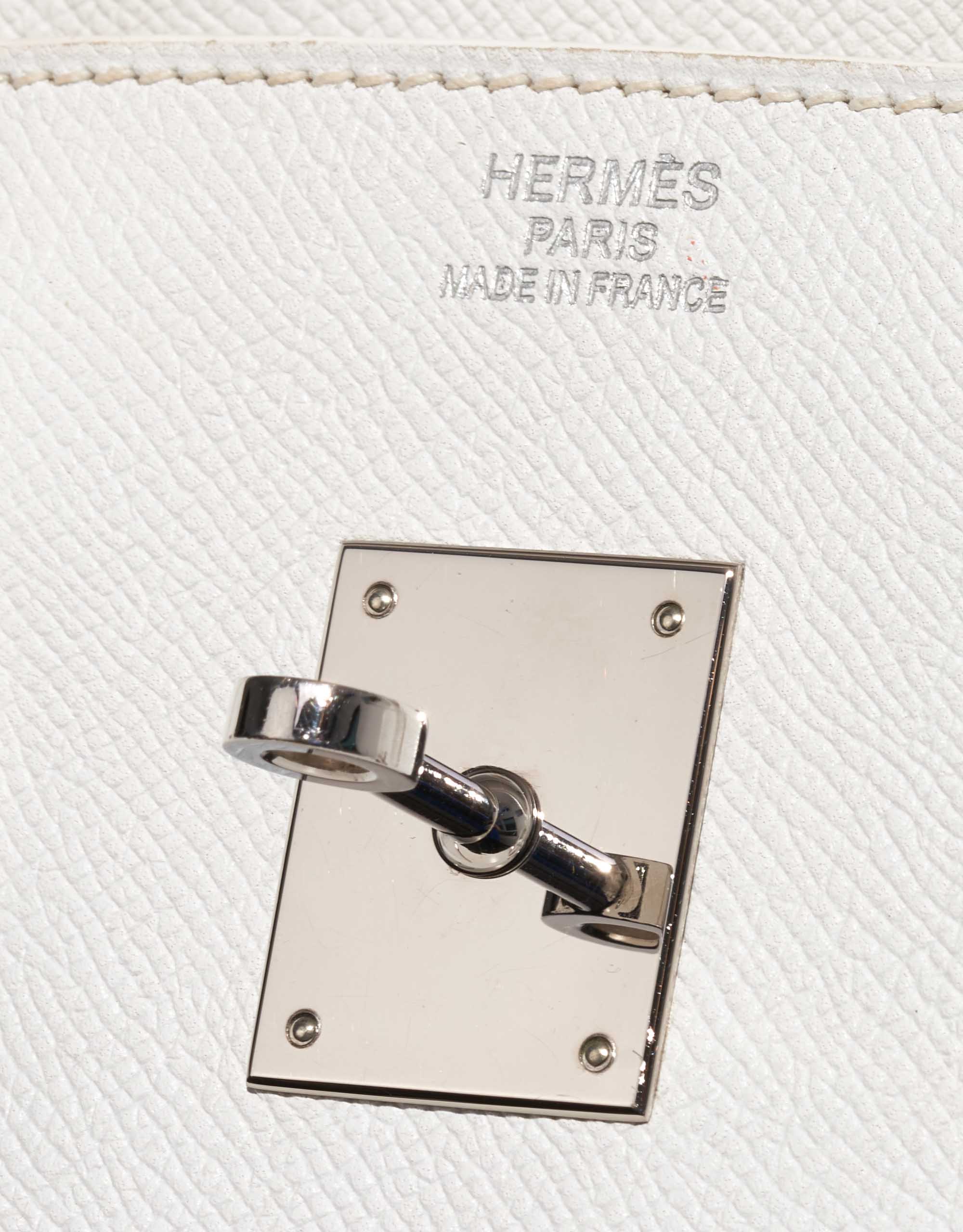 HERMÈS, WHITE BIRKIN 35CM OF EPSOM LEATHER WITH PALLADIUM HARDWARE, Handbags & Accessories, 2020
