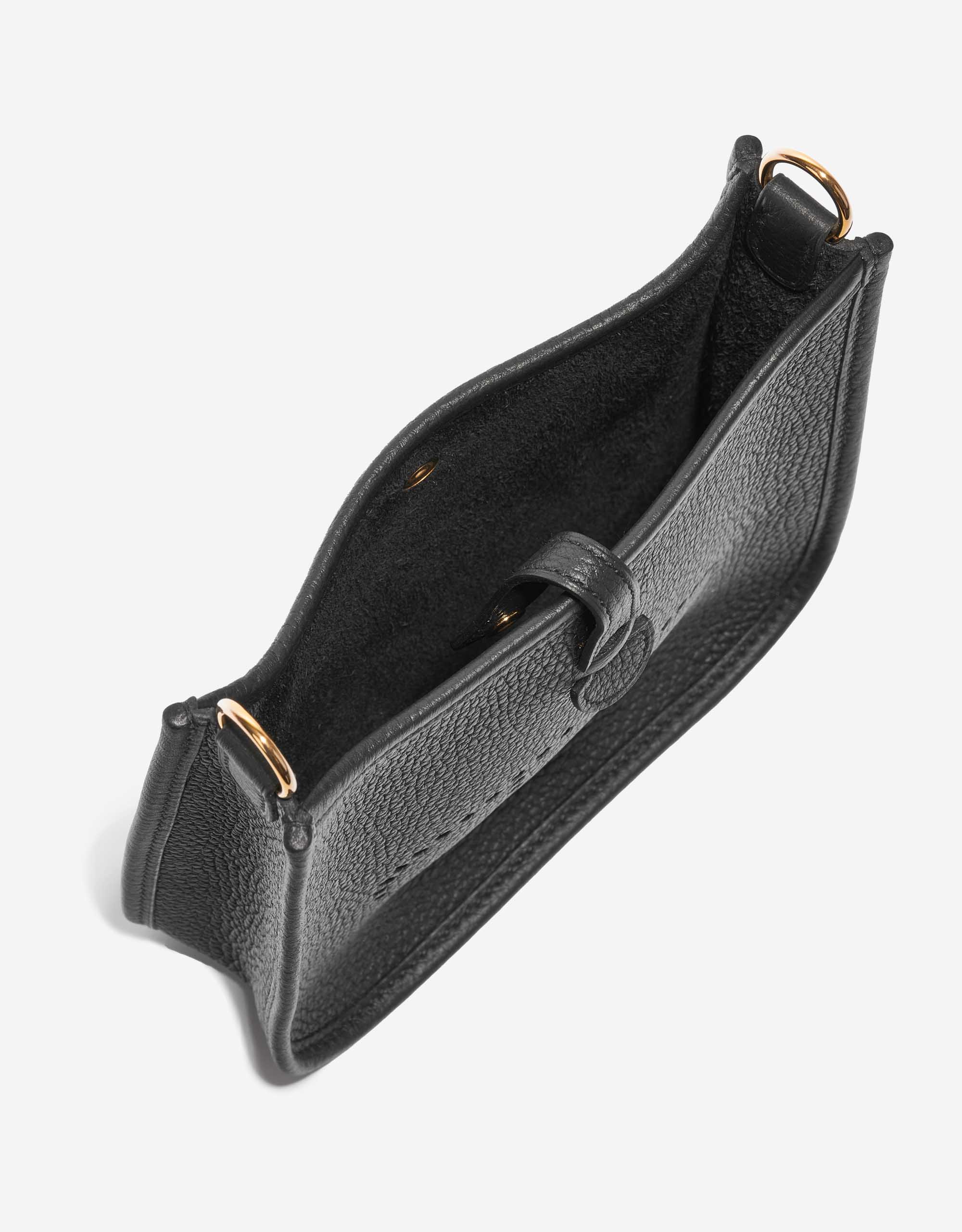 Pre-owned Hermès bag Evelyne 16 Taurillon Clemence Black Black Inside | Sell your designer bag on Saclab.com