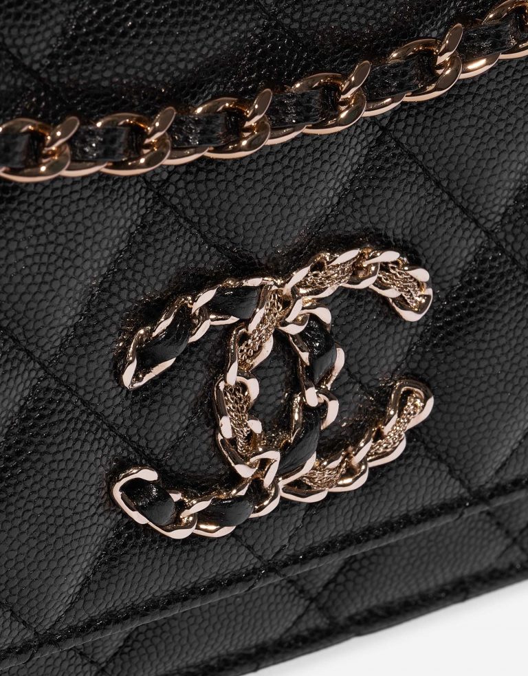 Pre-owned Chanel bag WOC Caviar Black Black Closing System | Sell your designer bag on Saclab.com